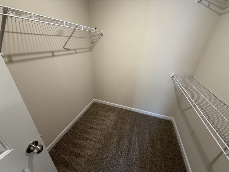 Spacious, unfurnished interior of a new home in Stillwater, Tullahoma (Image 20).