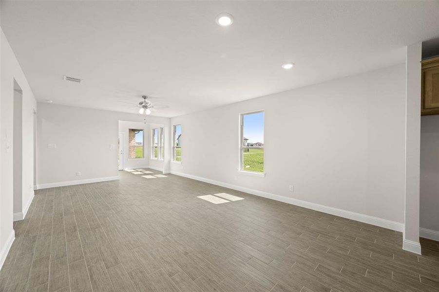 Spacious, unfurnished interior of a new home in , Midlothian (Image 39). Spacious, unfurnished interior of a new home in , Midlothian (Image 39).