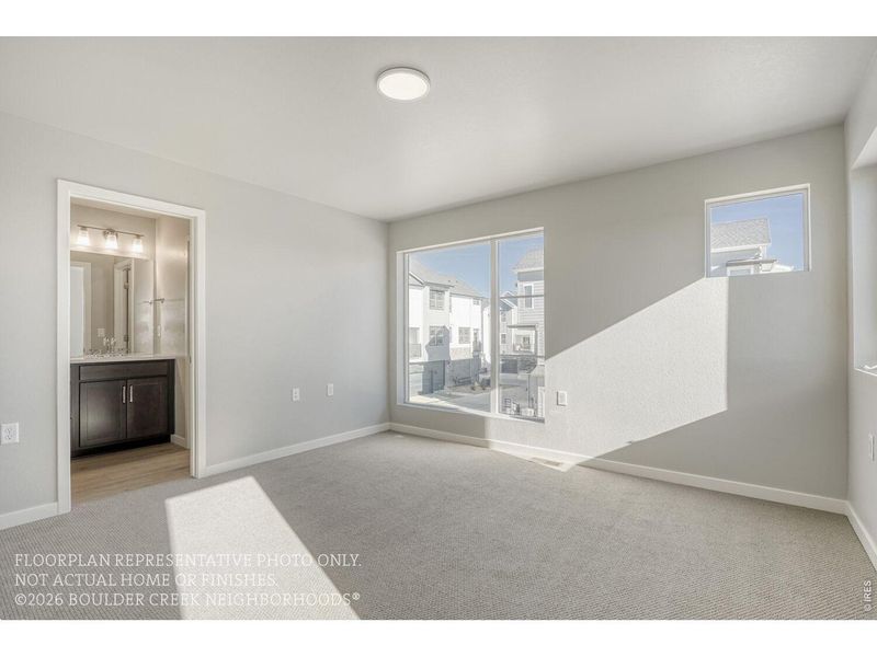 Spacious, unfurnished interior of a new home in Baseline, Broomfield (Image 25).