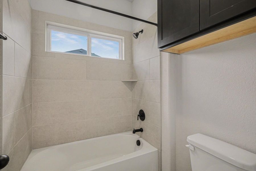 Furnished interior view inside a new home in Encino Estates, Dayton (Image 8).