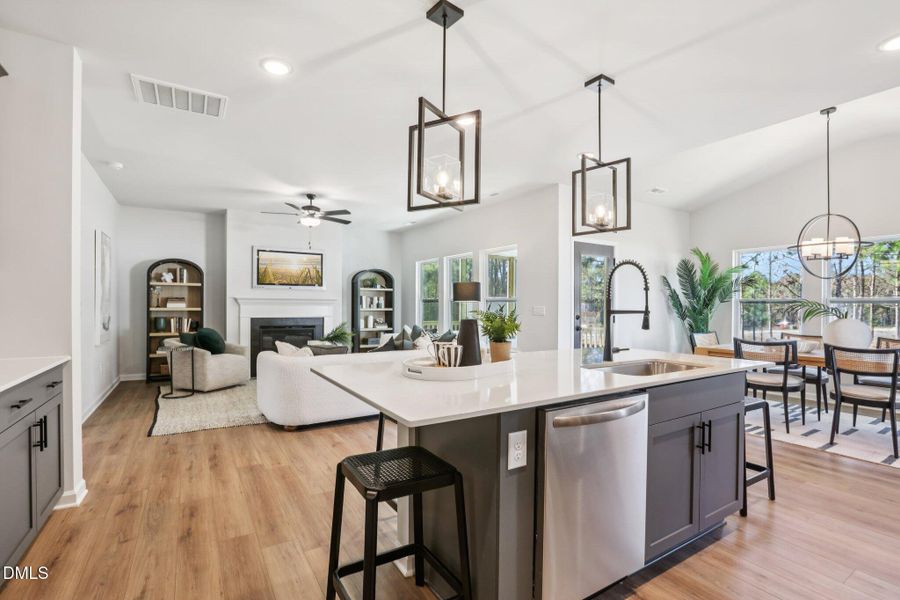 12-web-or-mls-Beacon Hl Rd-S0111-012