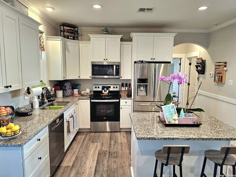 Furnished interior view inside a new home in , La Vernia (Image 7).