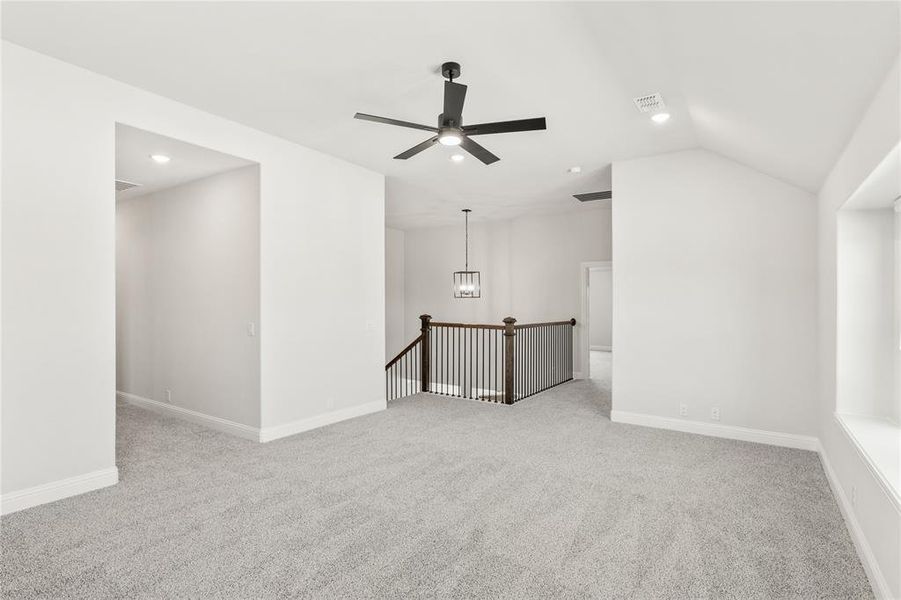 Spacious, unfurnished interior of a new home in Ridgepoint, Midlothian (Image 40).