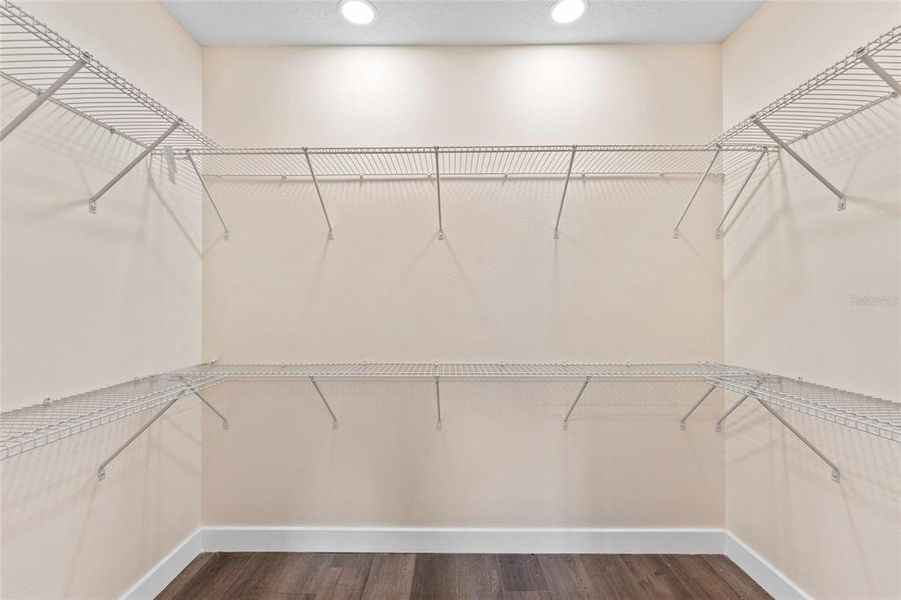 Spacious, unfurnished interior of a new home in , Georgetown (Image 14).