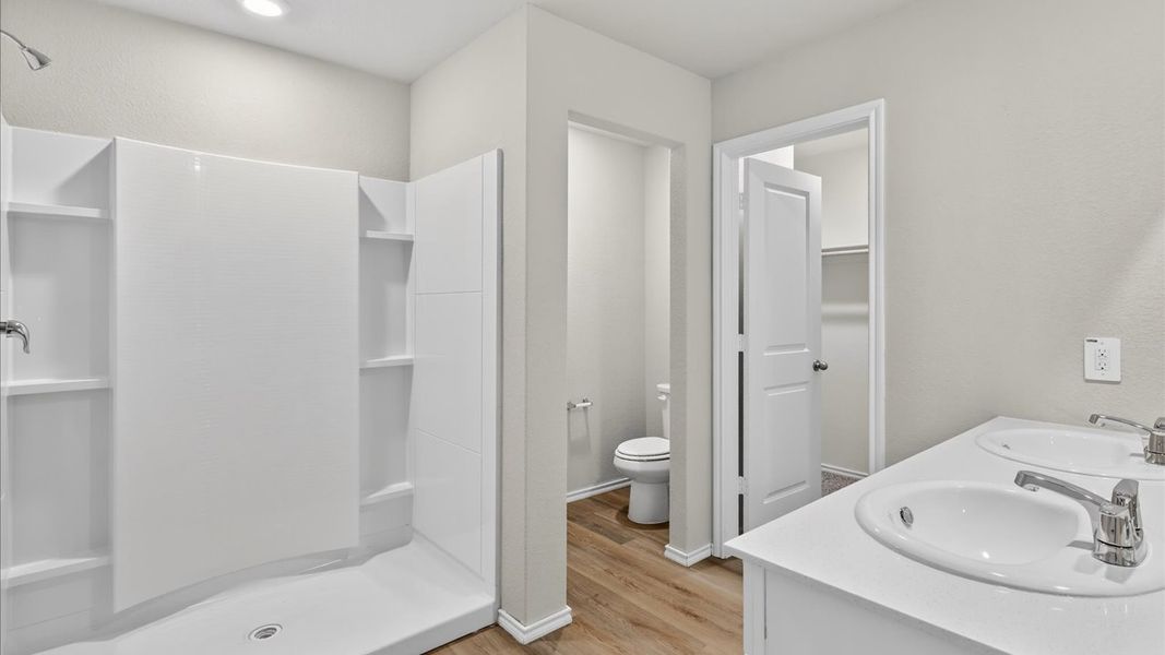 Representative furnished interior of a home built from the Abbot by D.R. Horton in Hickory Grove, Krum (Image 6).