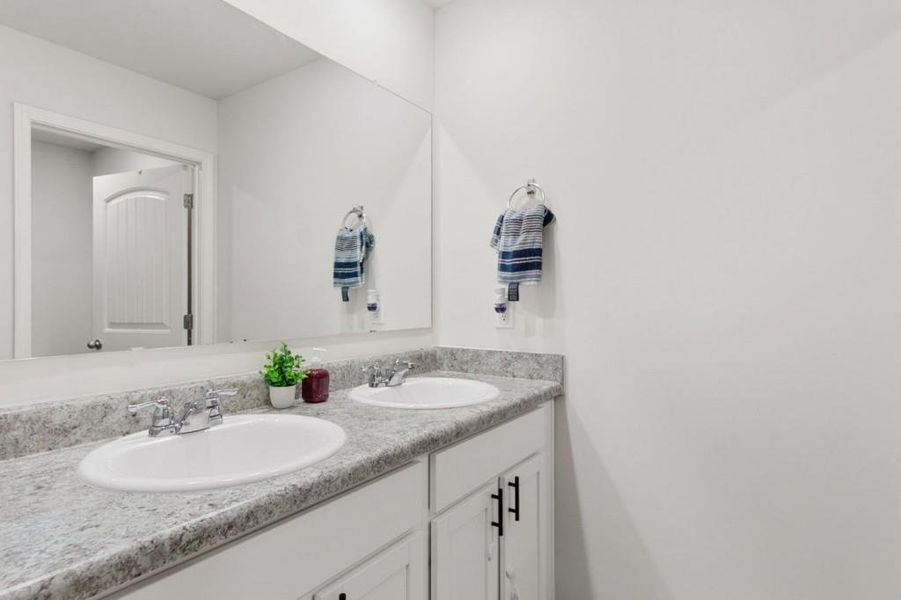Image 38 of a home in .
