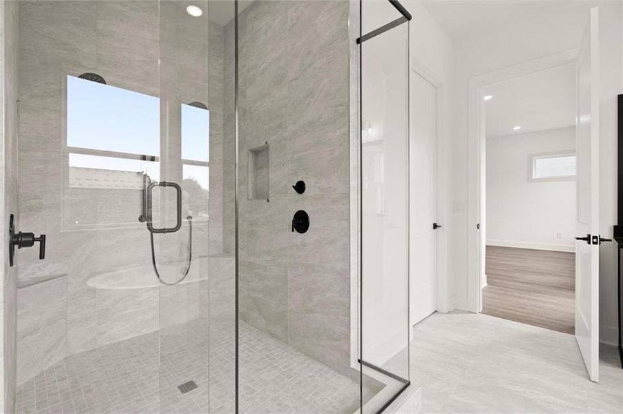 Furnished interior view inside a new home in , Alpharetta (Image 13).