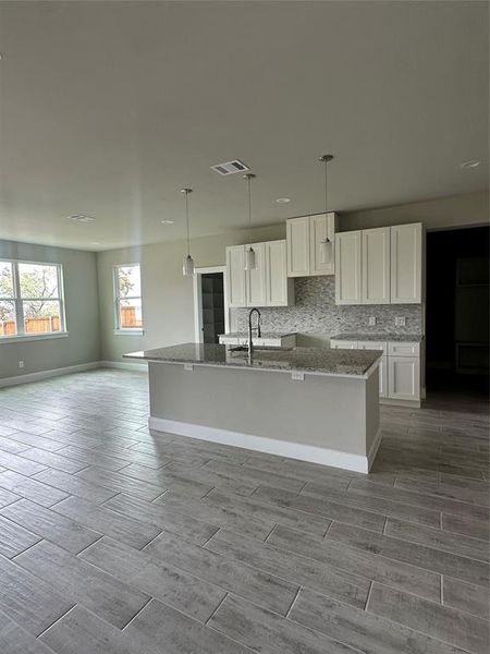 Image 24 of a home in .