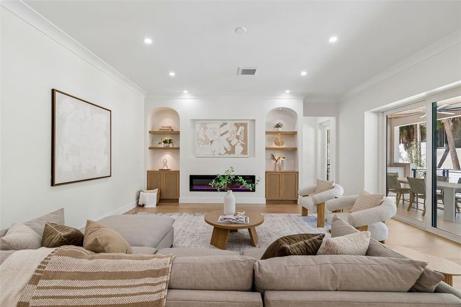 Furnished interior view inside a new home in , Tampa (Image 41).