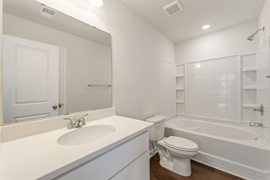 Furnished interior view inside a new home in Evergreen, Spartanburg (Image 8).
