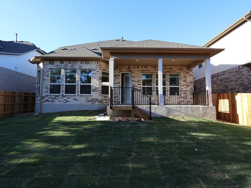 Exterior details and patio area of a home in Edgewood, Leander (Image 4).