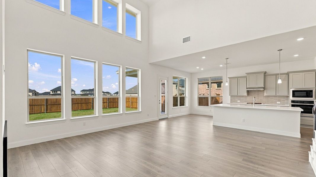 Furnished interior view inside a new home in Green Meadows Classic, Celina (Image 40).