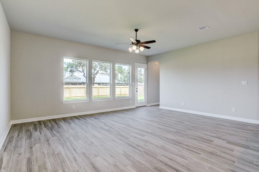 Same floor plan different house SFPDH Same floor plan different house SFPDH