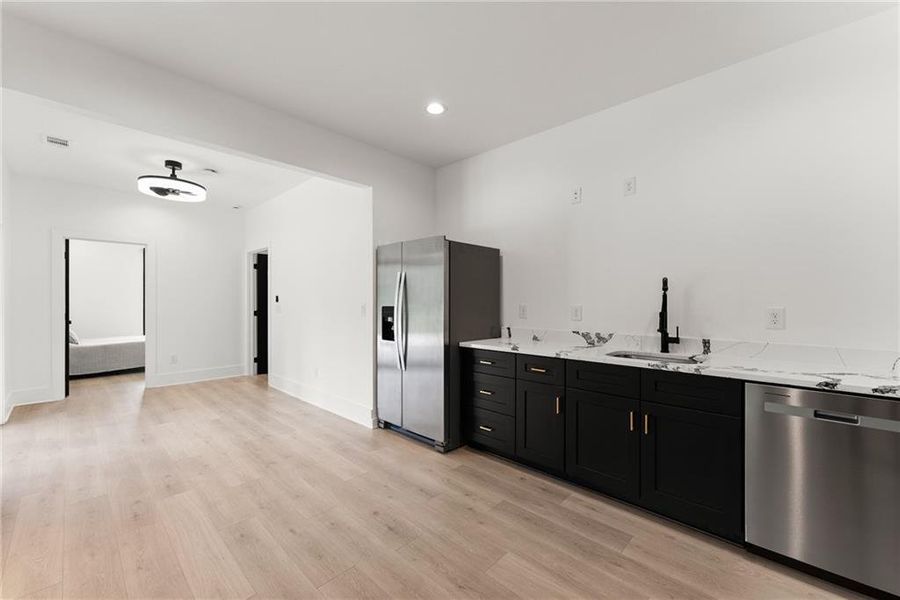 Furnished interior view inside a new home in , Hartwell (Image 60).