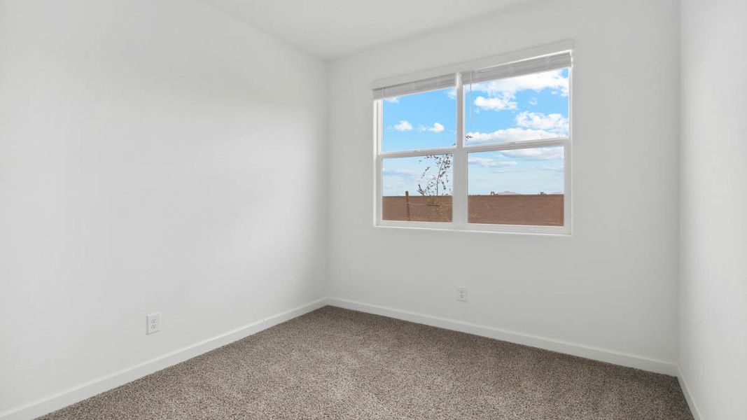 Spacious, unfurnished interior of a new home in Elena Trails, Maricopa (Image 20).