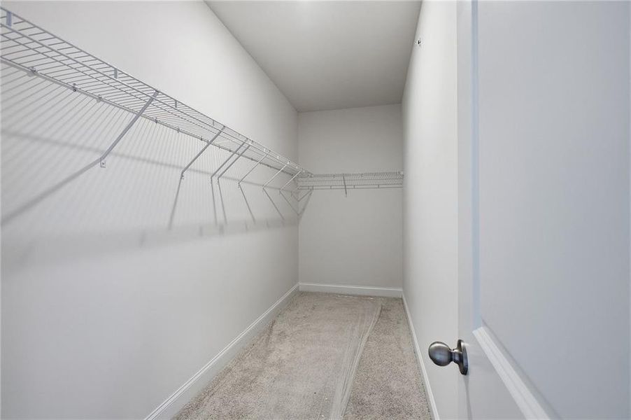 Spacious, unfurnished interior of a new home in , Marietta (Image 30).