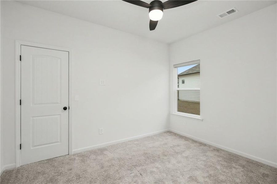 Spacious, unfurnished interior of a new home in , Cartersville (Image 16).