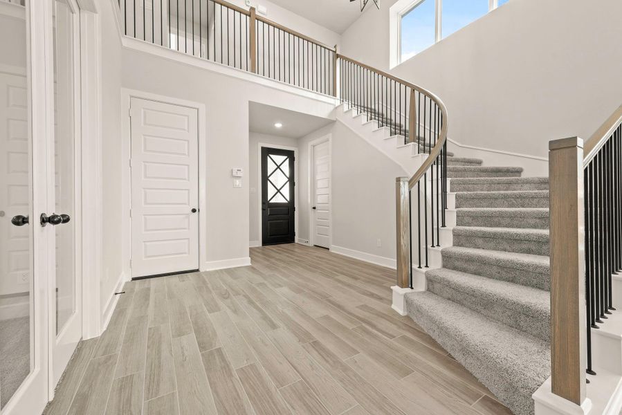 Representative image. Features, specifications, selections and colors may vary.