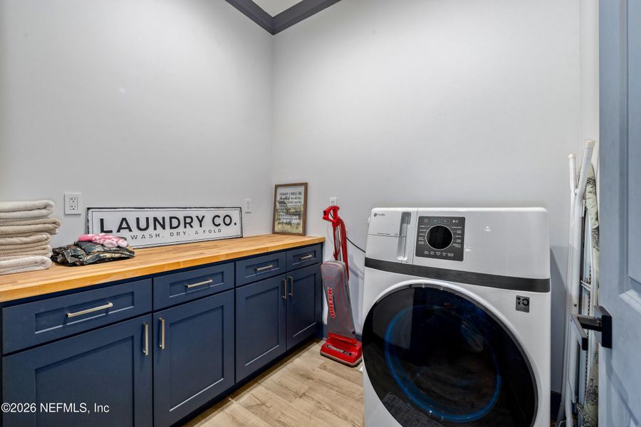 Furnished interior view inside a new home in , Jacksonville (Image 47).