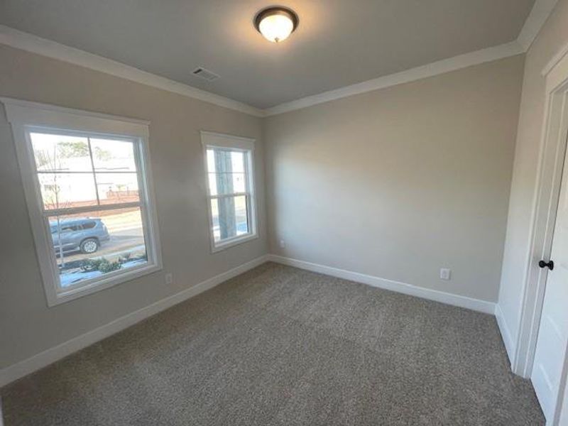 Spacious, unfurnished interior of a new home in Ponderosa Farms Estates, Gainesville (Image 29).
