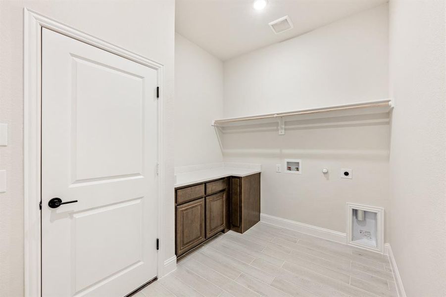 Spacious, unfurnished interior of a new home in Mockingbird Hills, Joshua (Image 24).
