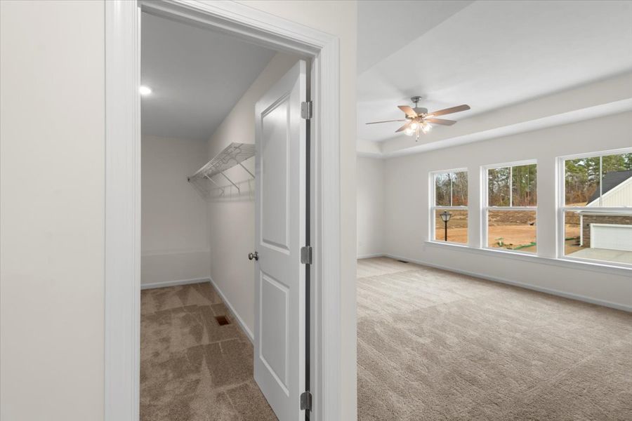 Spacious, unfurnished interior of a new home in Windsor, North Augusta (Image 25).