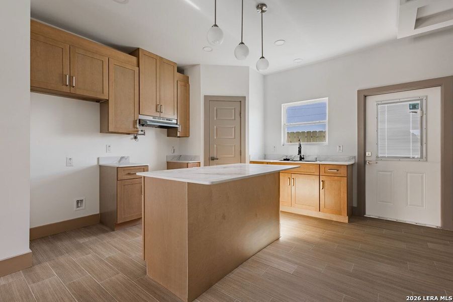 Furnished interior view inside a new home in , Eagle Pass (Image 4).