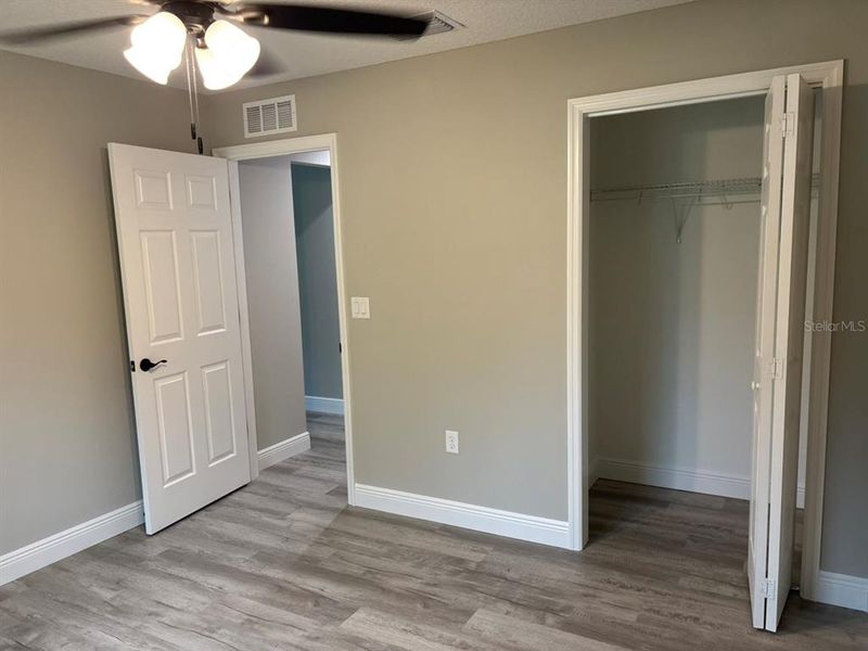 Spacious, unfurnished interior of a new home in , Dunnellon (Image 13).
