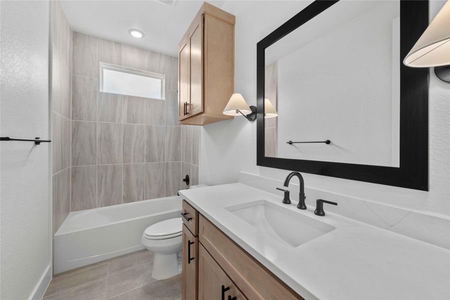 Please Note: These interior photos are not of the actual home but are of a completed one with a similar floor plan. Finishes, features, and layouts may vary. Please Note: These interior photos are not of the actual home but are of a completed one with a similar floor plan. Finishes, features, and layouts may vary.