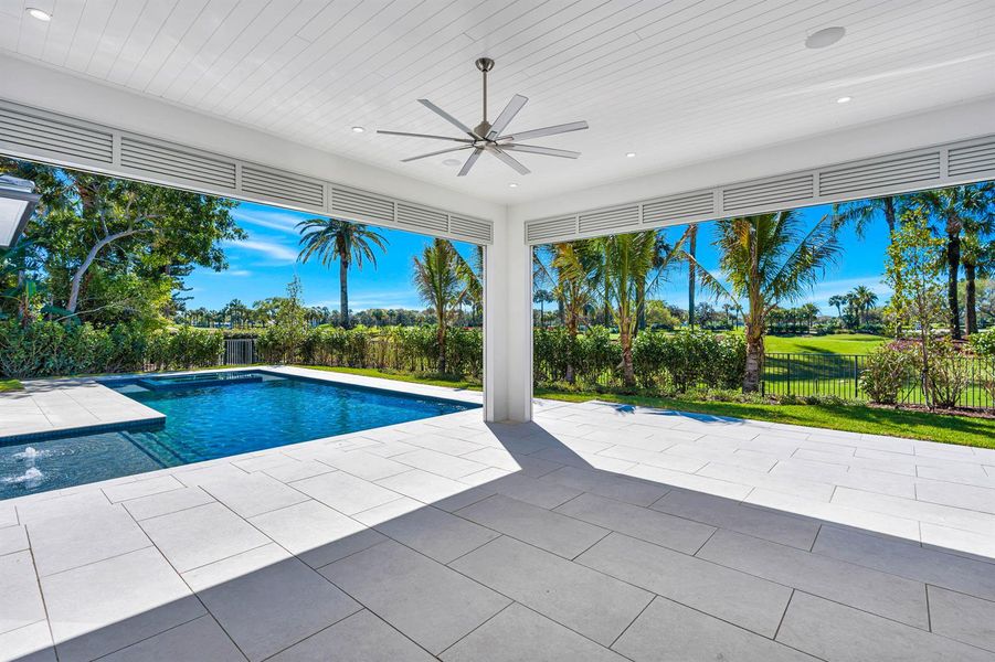 Outdoor Living Area Outdoor Living Area