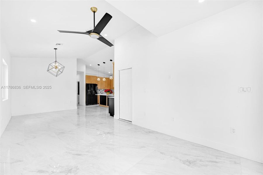 Spacious, unfurnished interior of a new home in , Hollywood (Image 19).
