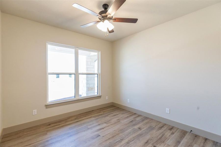 Spacious, unfurnished interior of a new home in , Abilene (Image 32).
