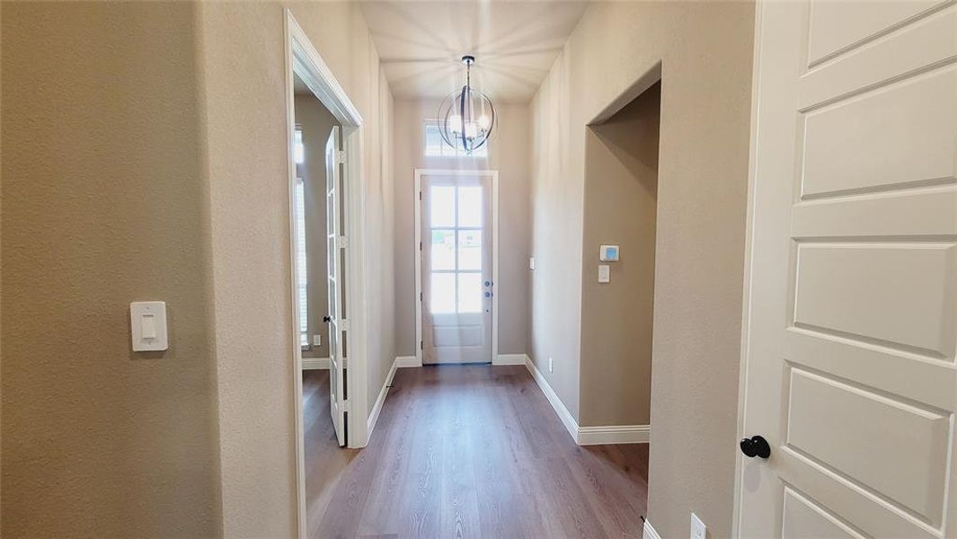 Spacious, unfurnished interior of a new home in , DeSoto (Image 24).