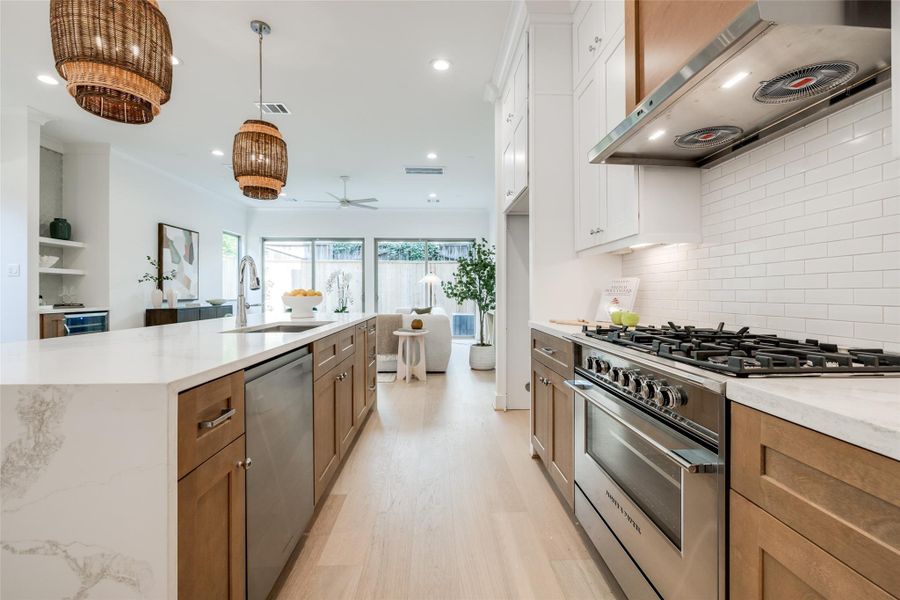 ASK ABOUT CUSTOMIZATION OPTIONS DURING CONSTRUCTION ONLY *MAZZARINO MODEL HOME * PHOTOS MAY SHOW A SIMILAR FLOOR PLAN AND/OR UPGRADED/ALTERNATIVE FINISHES * Please use these photos as a guide *THIS IS AN ACTIVE CONSTRUCTION SITE, BUYERS MUST REQUEST APPOINTMENT TO BE ON PREMISE AT ALL TIMES.