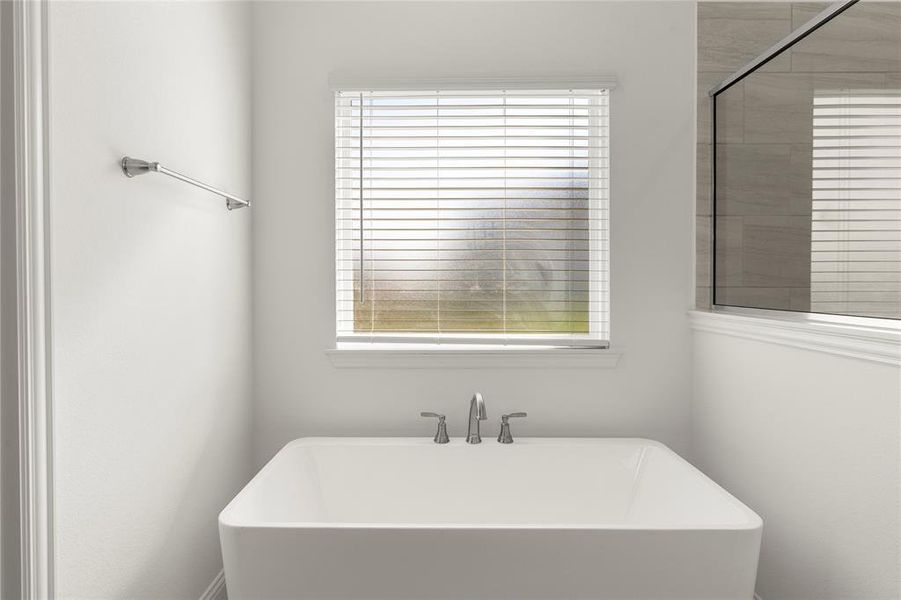 20. 4010 Tamarack - Bath (2) 20. 4010 Tamarack - Bath (2)