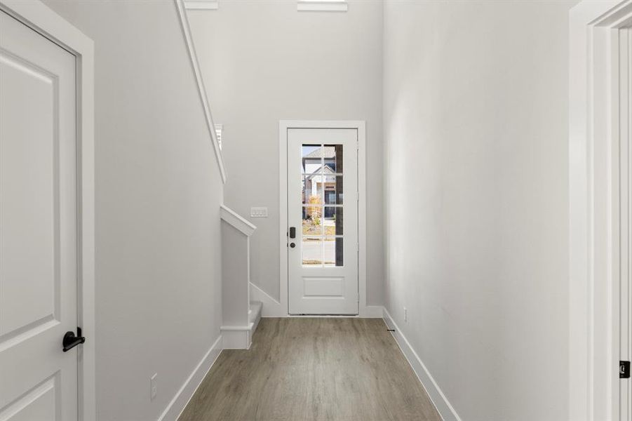 03. 705 Valley Pines - Entry 03. 705 Valley Pines - Entry