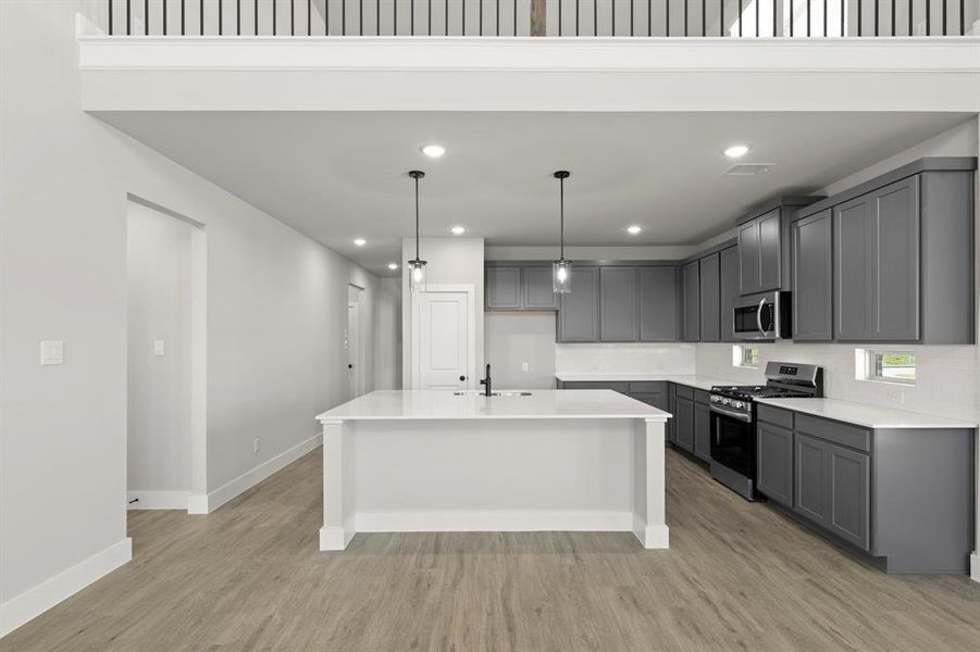 07. 2364 Bell - Kitchen 07. 2364 Bell - Kitchen