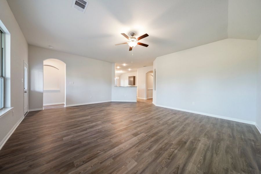 Representative unfurnished interior of a home built from the Truman by First America Homes in Splendora Fields, Splendora (Image 11).