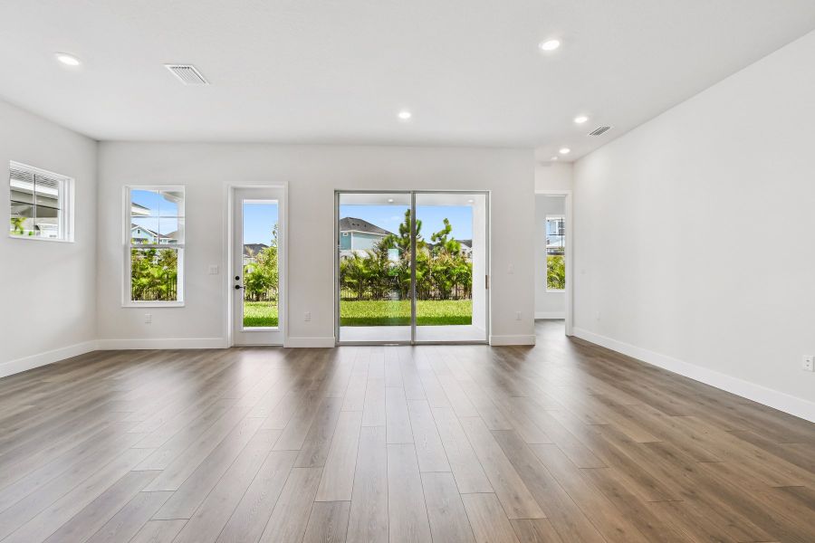 The Seamount - Family Room