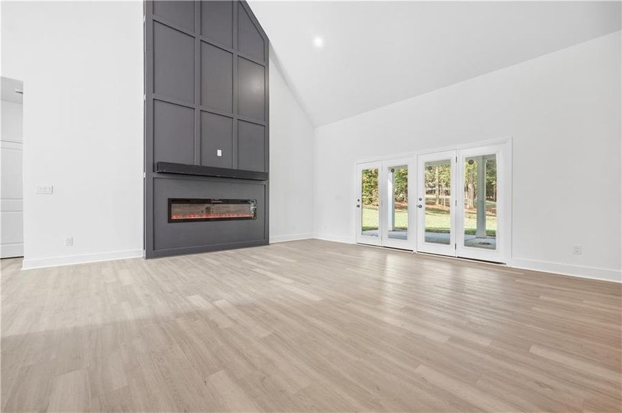 Spacious, unfurnished interior of a new home in , Commerce (Image 30).