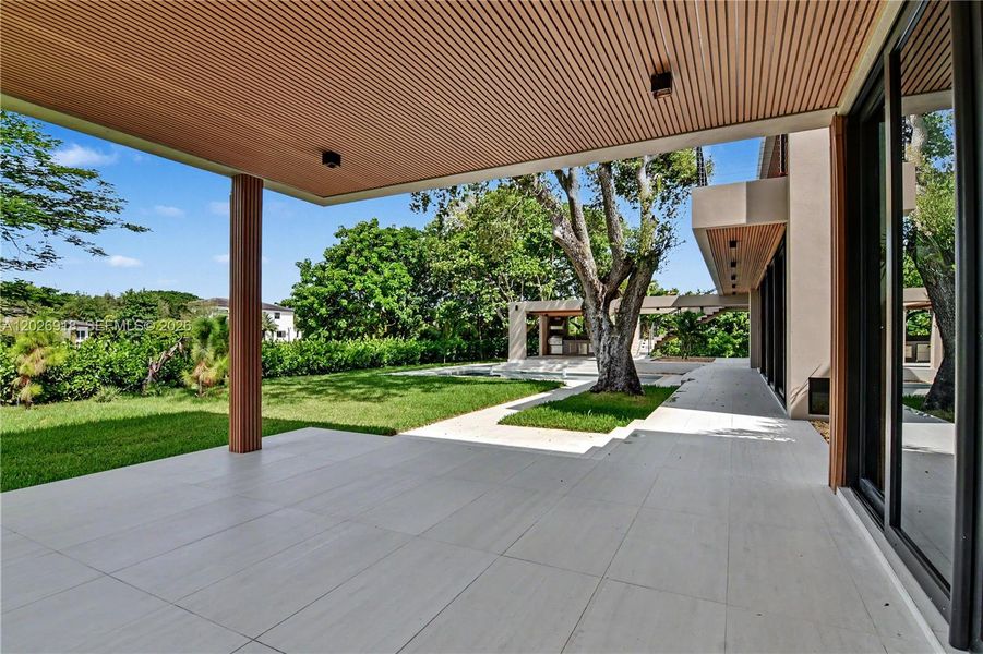 Exterior details and patio area of a home in , Pinecrest (Image 16).