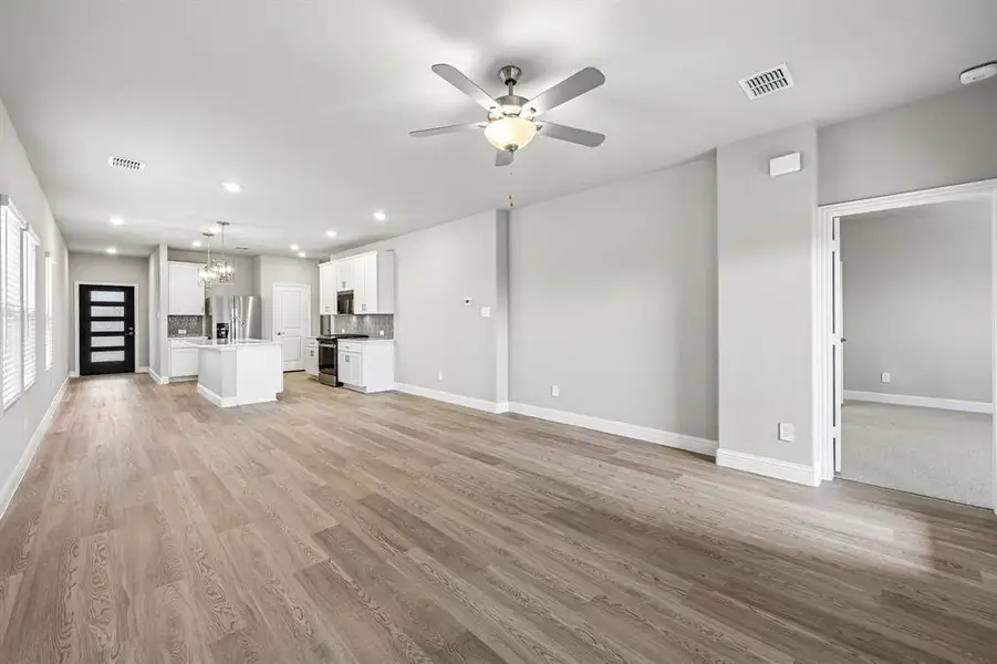 Spacious, unfurnished interior of a new home in Parks at Foster Crossing - Spring Series, Anna (Image 31).