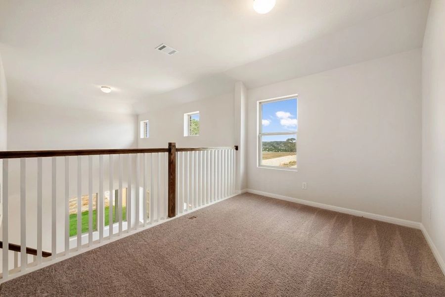Spacious, unfurnished interior of a new home in Lariat, Liberty Hill (Image 20).