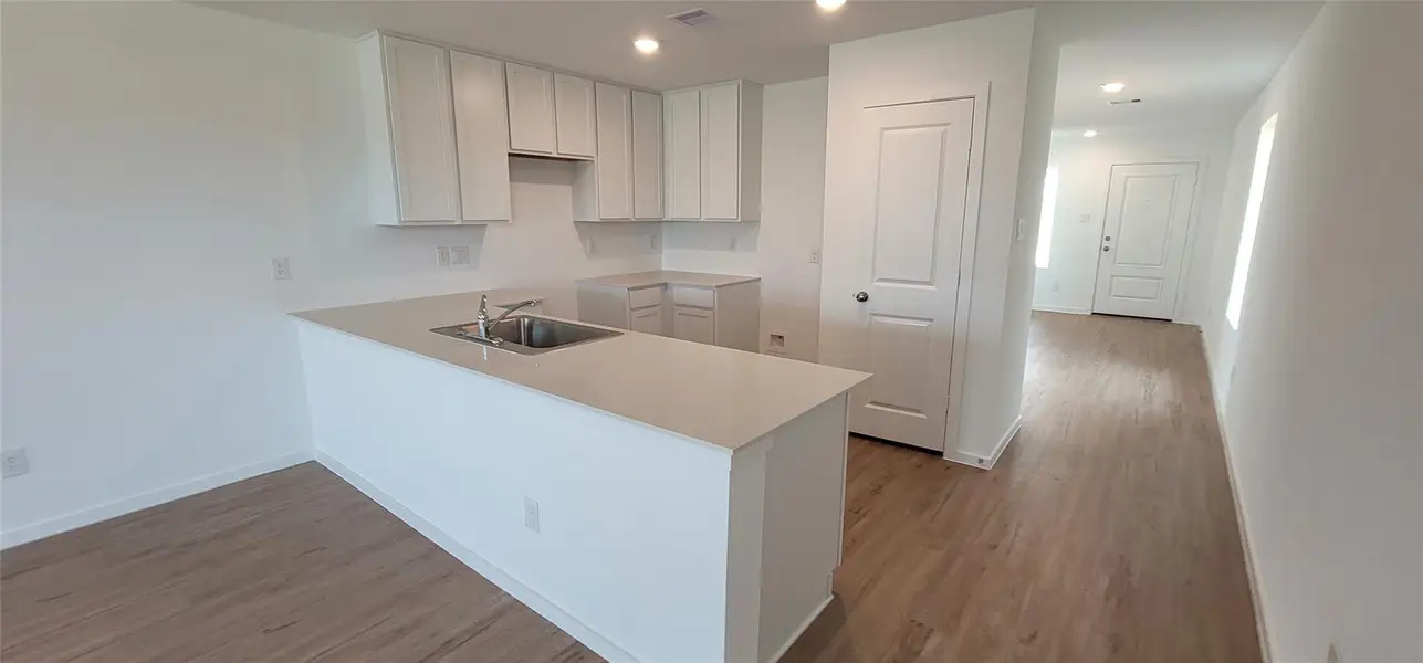 *Not actual home, pictures representative of same floor plan*