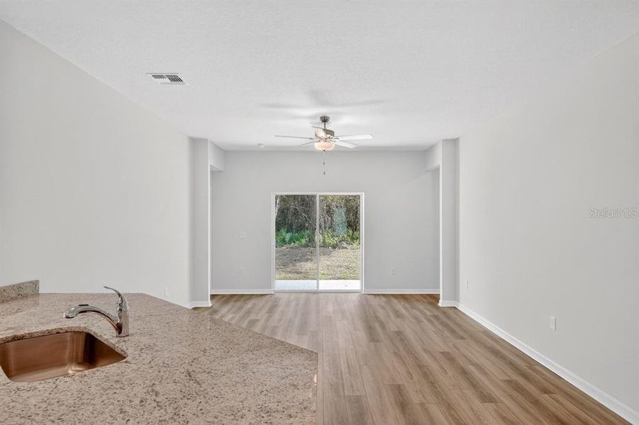 Spacious, unfurnished interior of a new home in , Deltona (Image 29).