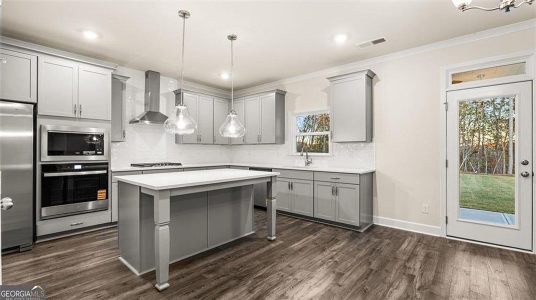 Furnished interior view inside a new home in Heritage Pointe, Senoia (Image 6). Furnished interior view inside a new home in Heritage Pointe, Senoia (Image 6).