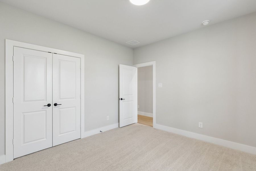 Spacious, unfurnished interior of a new home in Ellis Ranch Estates, Waxahachie (Image 28). Spacious, unfurnished interior of a new home in Ellis Ranch Estates, Waxahachie (Image 28).
