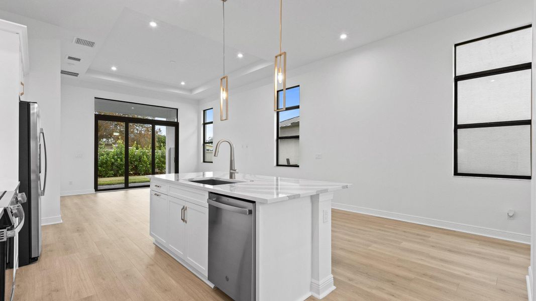 4-custom-_V7A0470 4-custom-_V7A0470