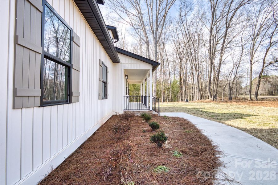 Exterior details and patio area of a home in , Catawba (Image 25).