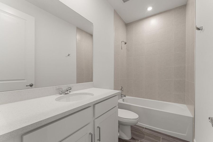 Furnished interior view inside a new home in Tradition - Kenley, Port St. Lucie (Image 3).